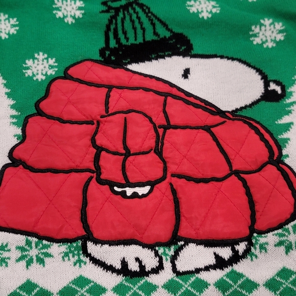 NEW PEANUTS SNOOPY Puffer Jacket Ugly Christmas Sweater Unizex Small - Picture 8 of 14